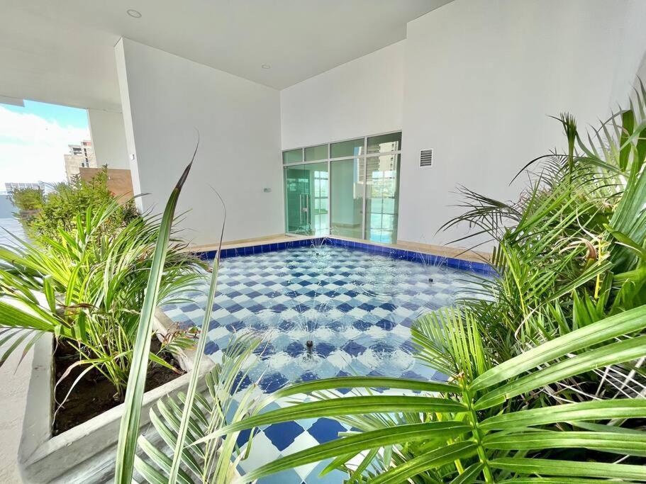 Montu Condominio Club House *