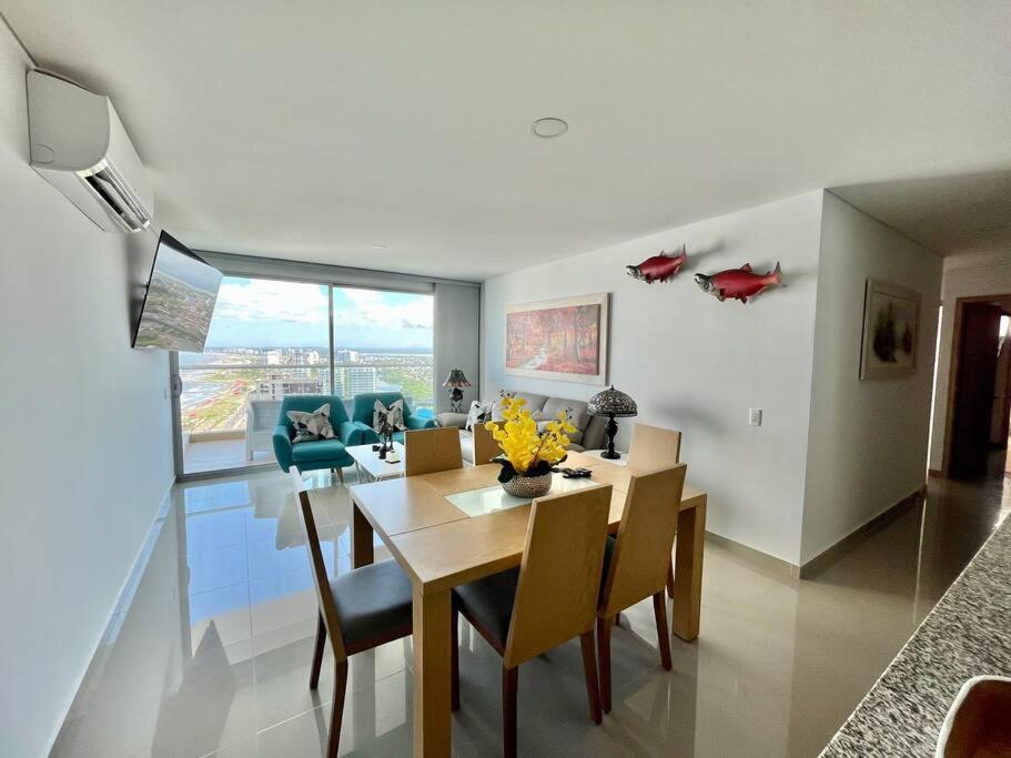 Montu Condominio Club House